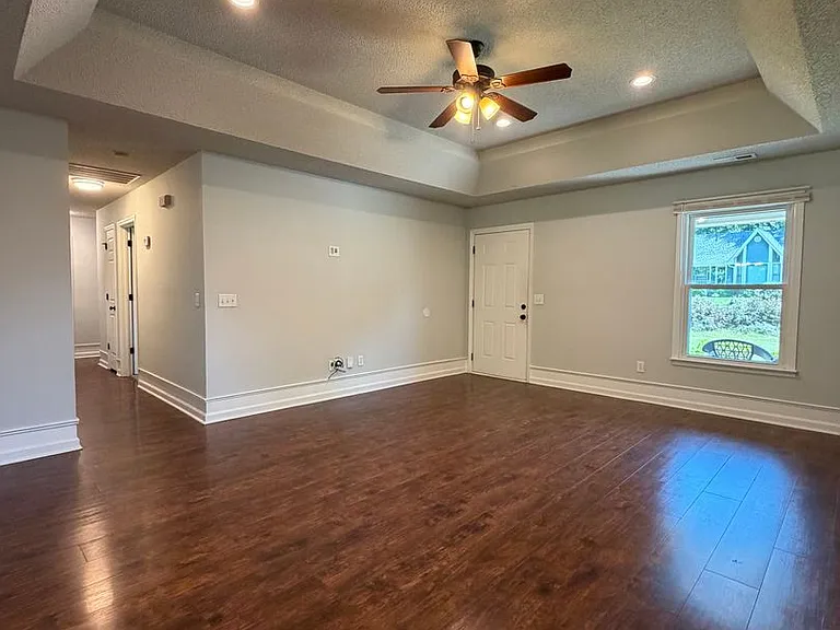 141 Katina Rd — Photo 11