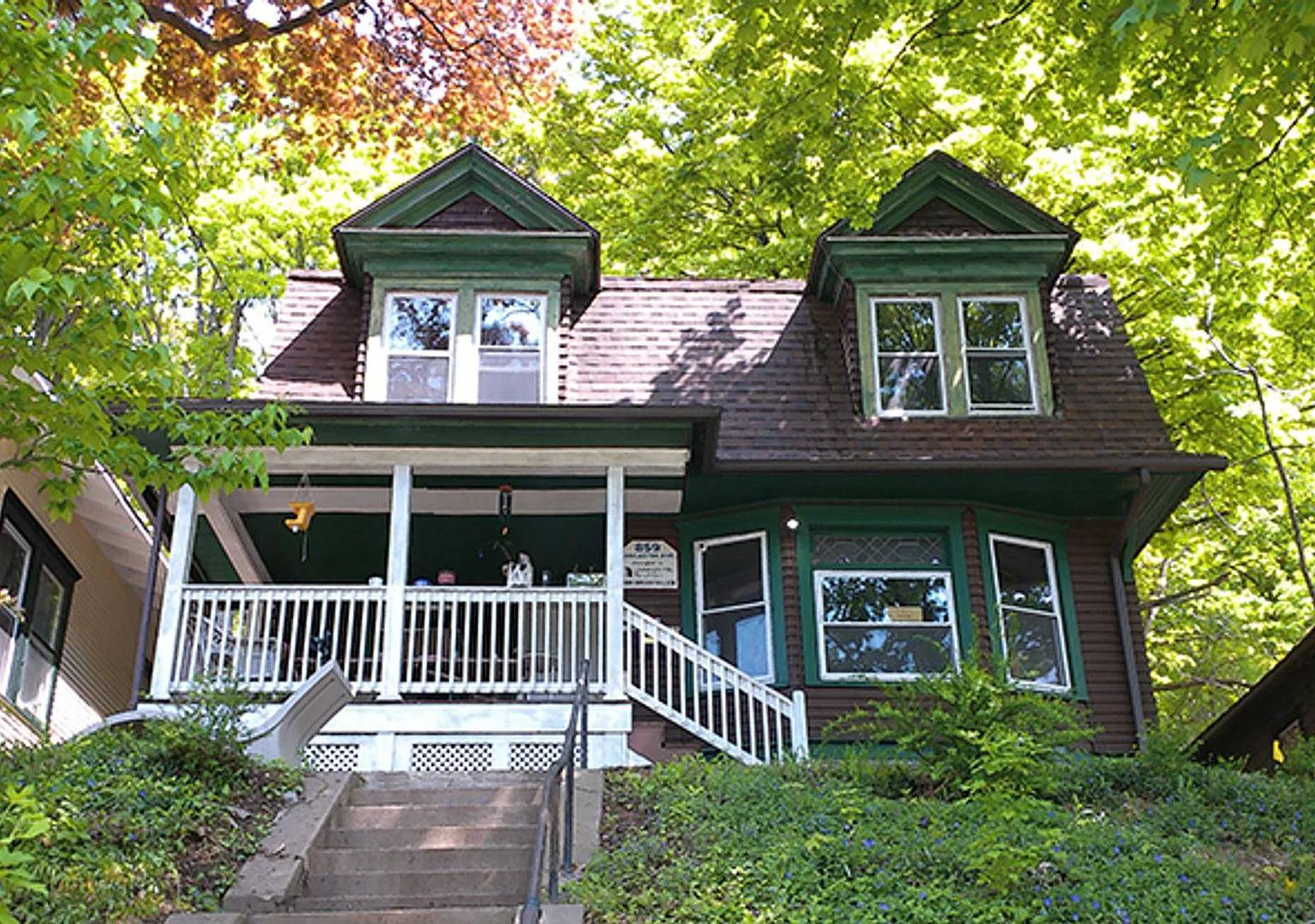 859 Lancaster Ave - Available 6/1/27 Single Family Home Near Campus — Photo 1