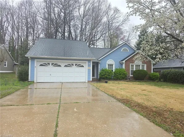 4106 Broadacres Dr, Greensboro, NC 27407