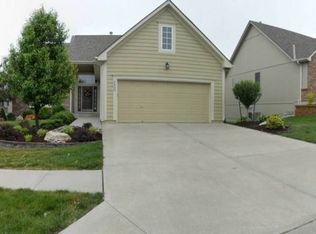 2800 S Brentwood Dr, Independence, MO 64055