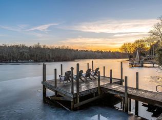 1375 W Main Street, Riverhead, NY 11901