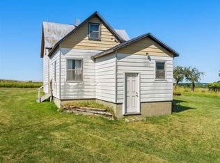 10779 E Rost Lake Rd, Coleman, WI 54112