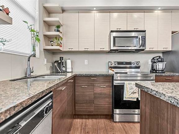 5th image of 6299 144th St #13