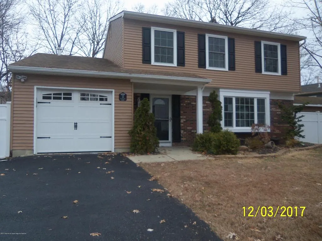 13 Flintlock Dr photo 1