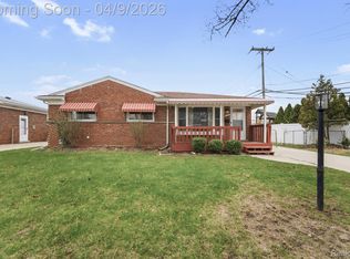 3627 Norwood Dr, Trenton, MI