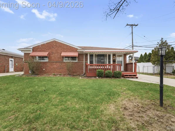 3627 Norwood Dr, Trenton, MI 48183