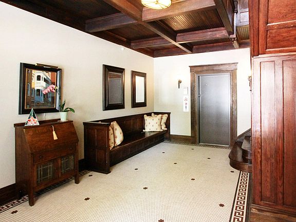 4th image of 615 State St #201