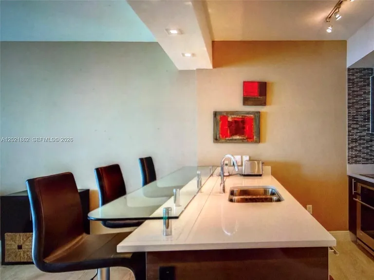 500 Brickell Ave #1600 — Photo 5