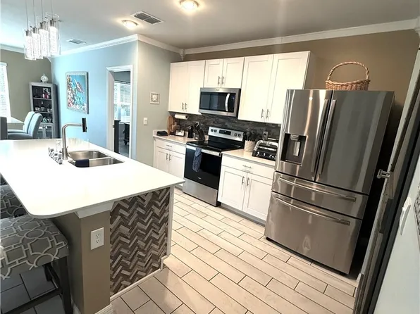 20404 Camino Torcido Loop, North Fort Myers, FL 33917