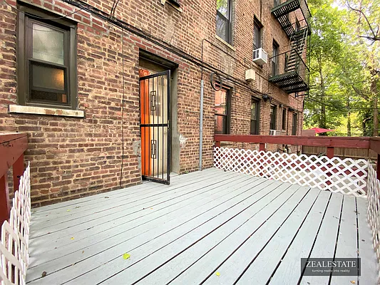 Rented by ZealEstate Group Inc | media 11