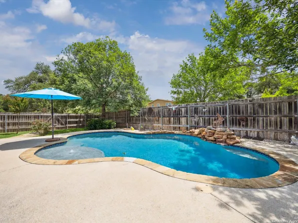 2260 Rocky Ridge Loop, Canyon Lake, TX 78133