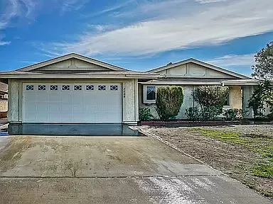 2808 E Avenue R12 — Photo 2
