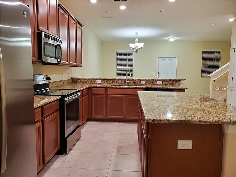 14843 Evergreen Oak Loop — Photo 3