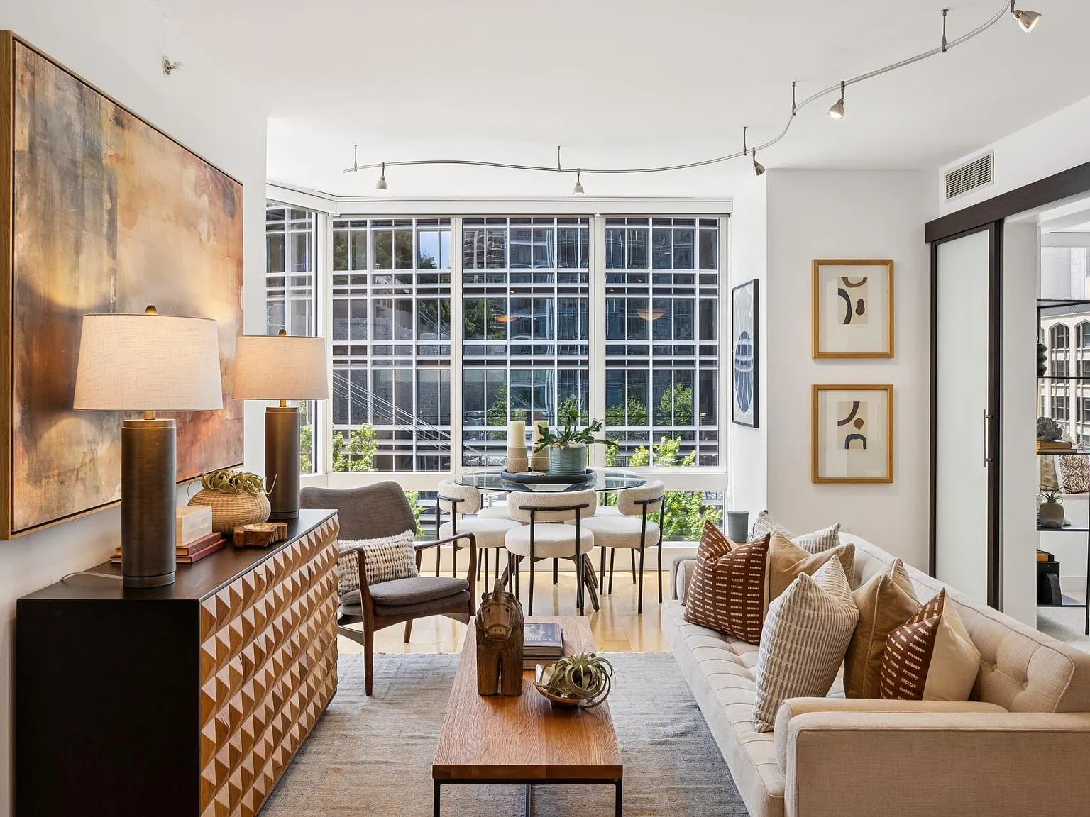 1 bed, 773 sqft, $5,600 — Photo 2