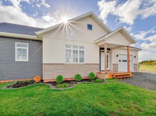 81 Kingsway Dr, New Perth, PE C0A1G0