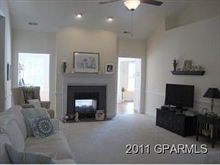 2nd image of 3606 Live Oak Ln