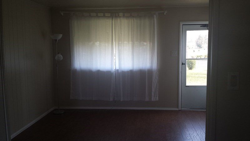 2nd image of 2106 Brockway Ln