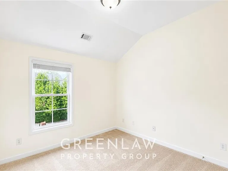7403 Lowery Oak Dr — Photo 29