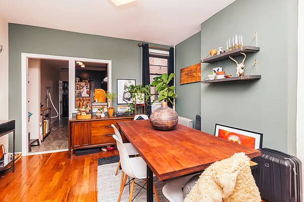 Rented by Nooklyn NYC LLC | media 8