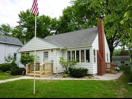 1st image of 117 Belle Ave