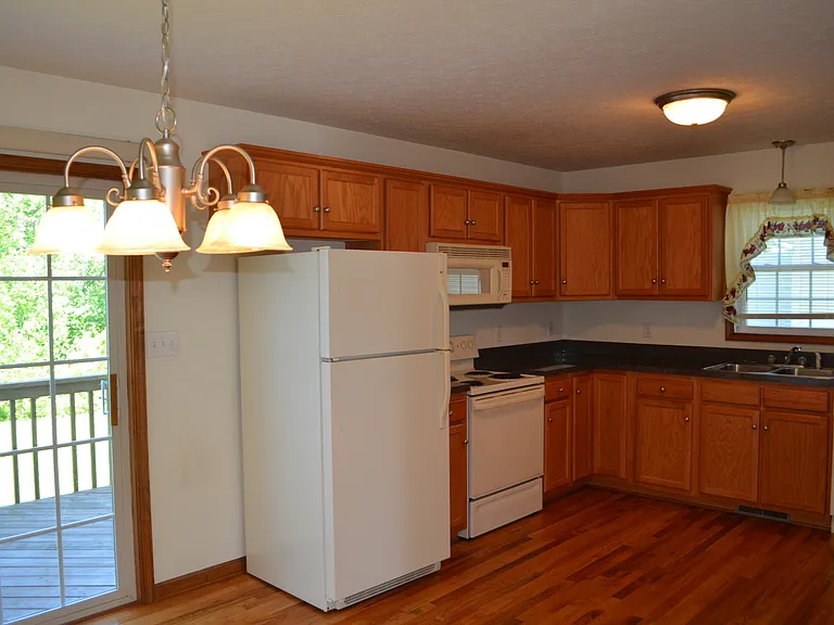 2524 Old Forest Rd #A — Photo 4