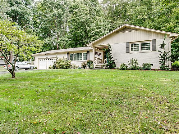 2nd image of 4405 Beechcliff Dr