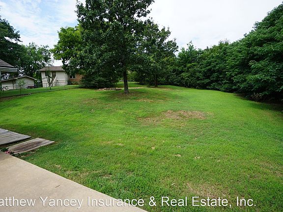4th image of 1005 N 20th St