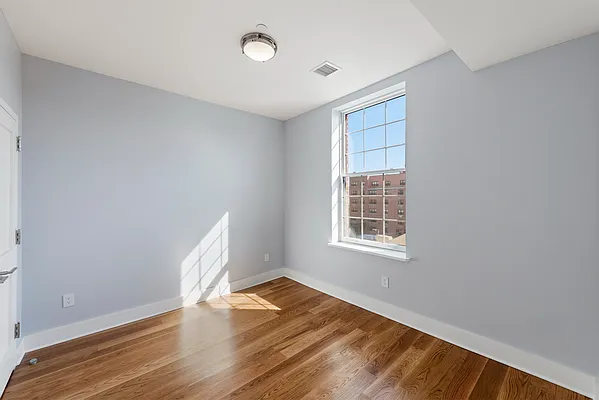 Rented by Compass | media 8