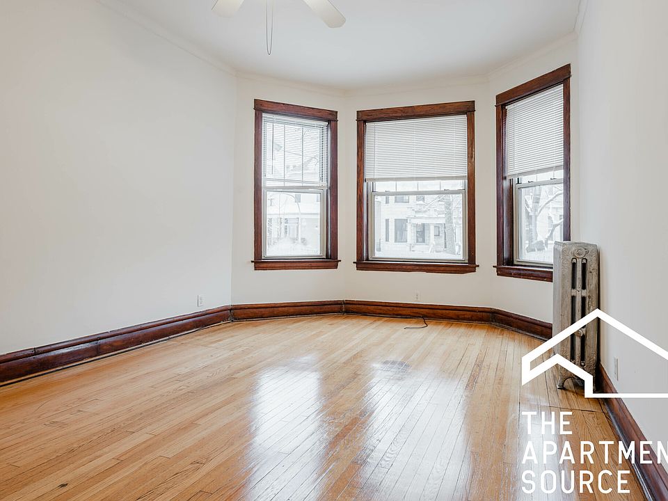 1st image of 2455 N Spaulding Ave APT 1