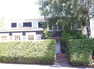 3923 NE Belvoir Pl, Seattle, WA 98105