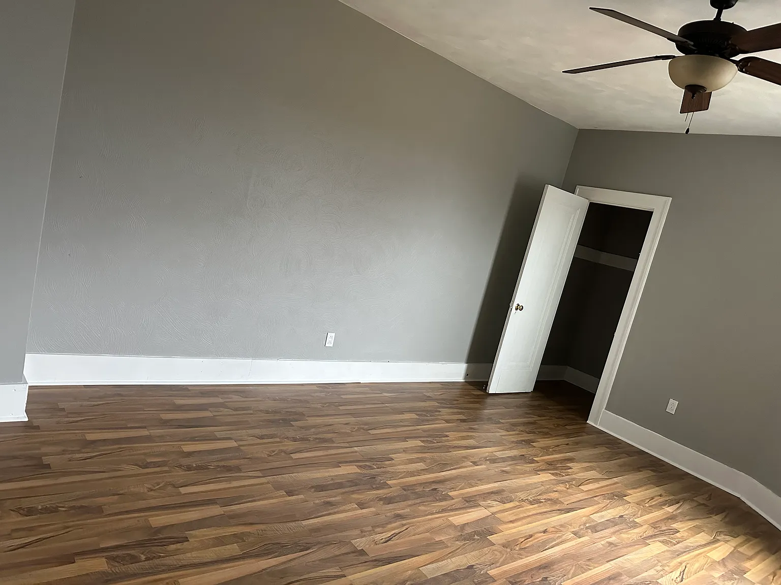1 bed, 950 sqft, $800 — Photo 1