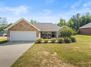 708 Willow Oak Dr, Atlanta, TX 75551