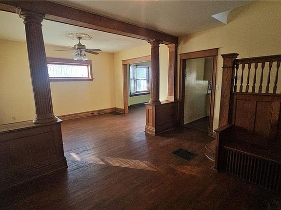 2nd image of 1602 S Evanston Ave