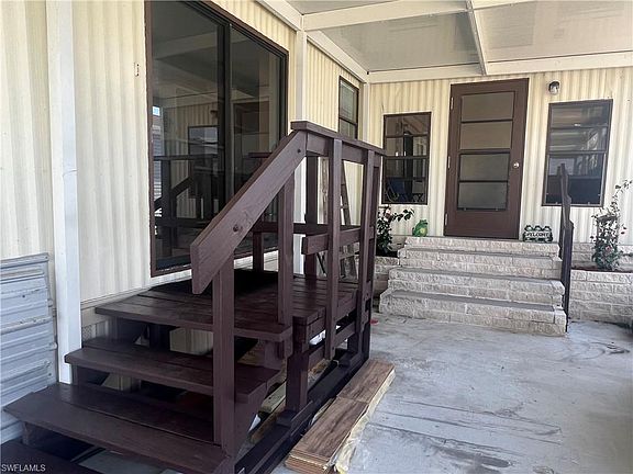 4th image of 573 Cape Florida LN