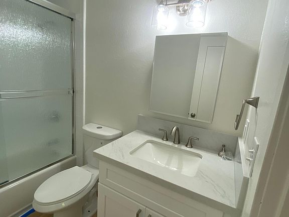 4th image of 285 Ogle St #A