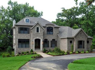 12032 Conway Rd, Saint Louis, MO 63131