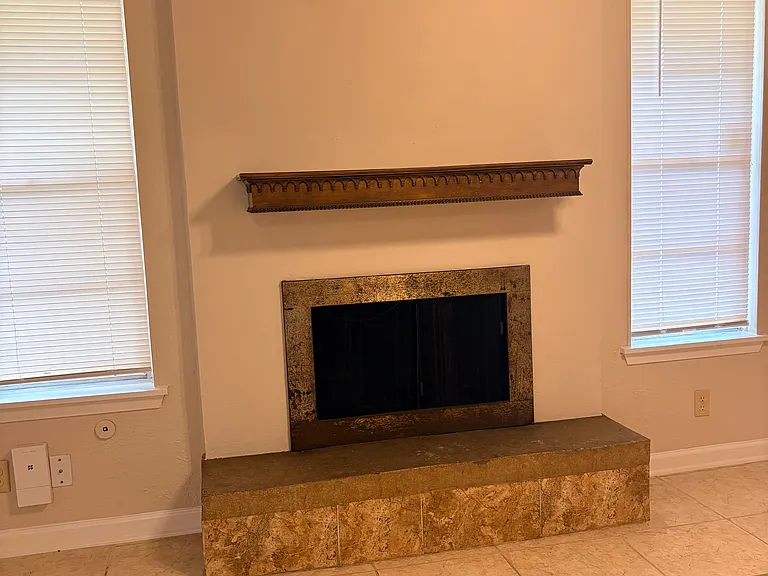 4514 Temple Hl — Photo 8