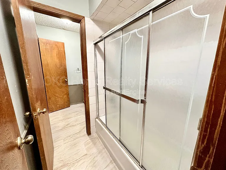8712 Rayburn Ave — Photo 19