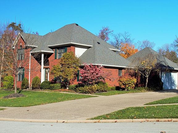 9404 exhibition court 010