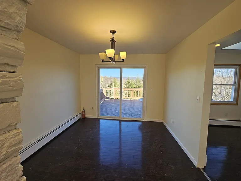 13 Regina Dr — Photo 11