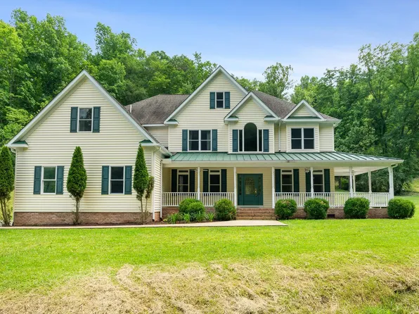 445 Fudges Creek Rd, Barboursville, WV 25504