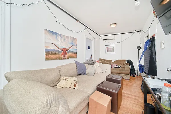 Rented by Living New York | media 16