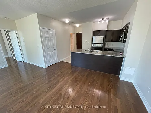 208 Enfield Pl Photo 1