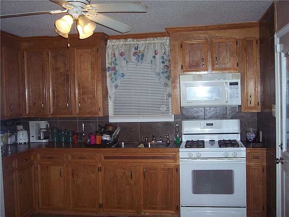 5th image of 1000 Lesan Dr