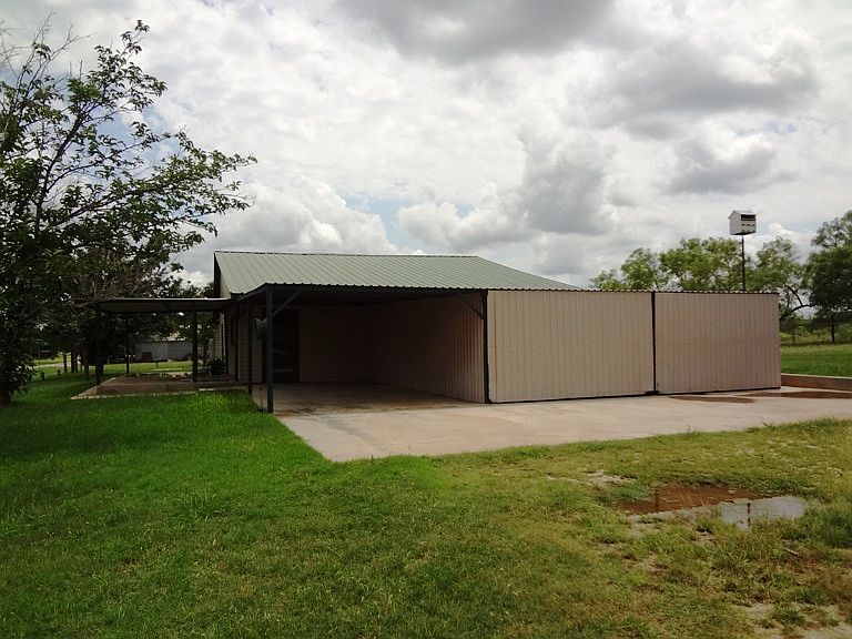 Side Entry Garage+Carport