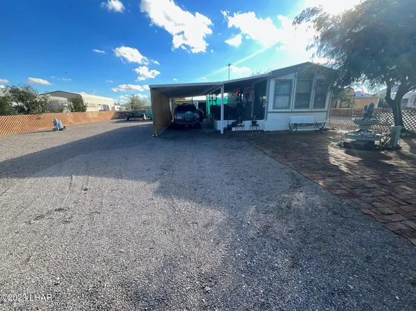 695 W Desert Dr, Quartzsite, AZ 85346
