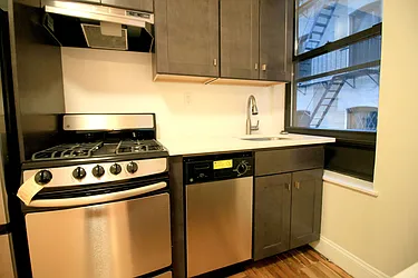 Rented by Link NY Realty