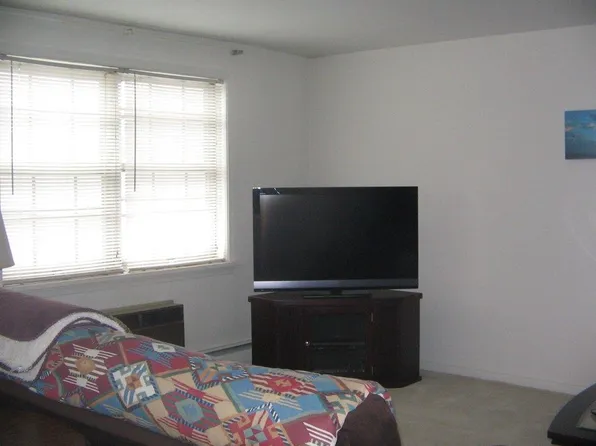 175 W King St Unit 308, Malvern, PA 19355