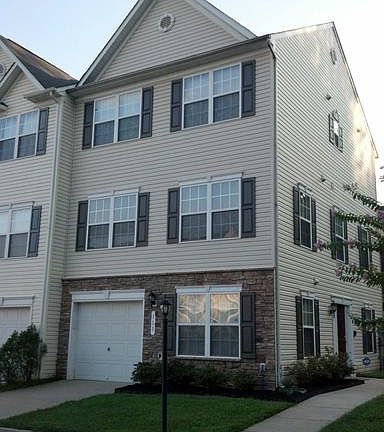 2nd image of 111 Clearwater Ct