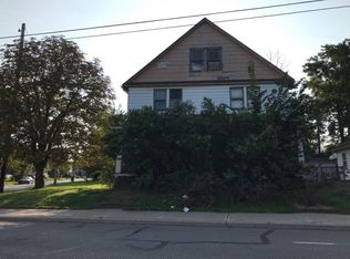 4341 Warner Rd, Cleveland, OH 44105